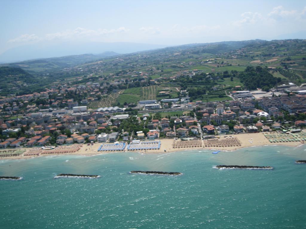Ferienwohnung Holiday Dreams Francavilla Al Mare Exterior foto