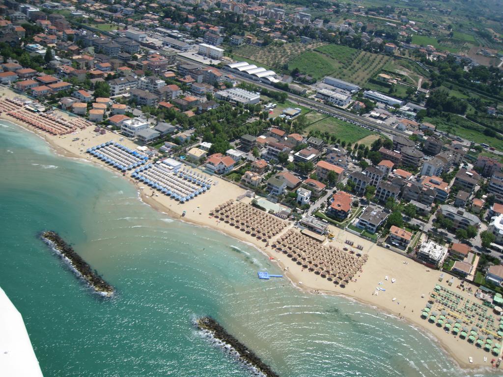 Ferienwohnung Holiday Dreams Francavilla Al Mare Exterior foto