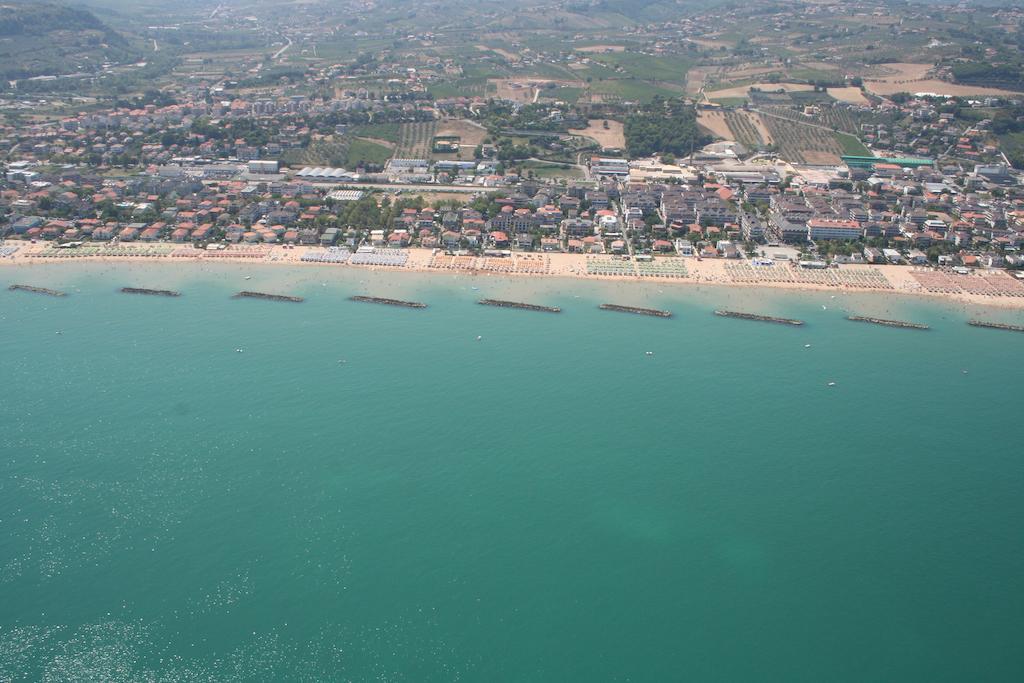 Ferienwohnung Holiday Dreams Francavilla Al Mare Exterior foto